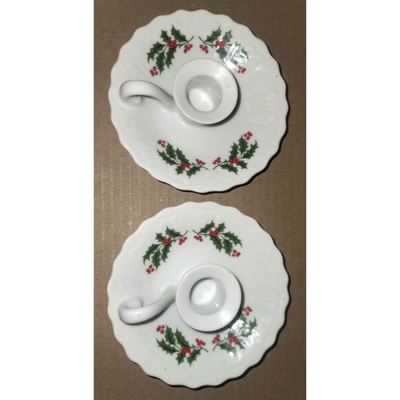 Vintage‎ Pair Holly & Berries Taper Finger Loop Candle  Holders Gold Rim 4.5" - Picture 3 of 4